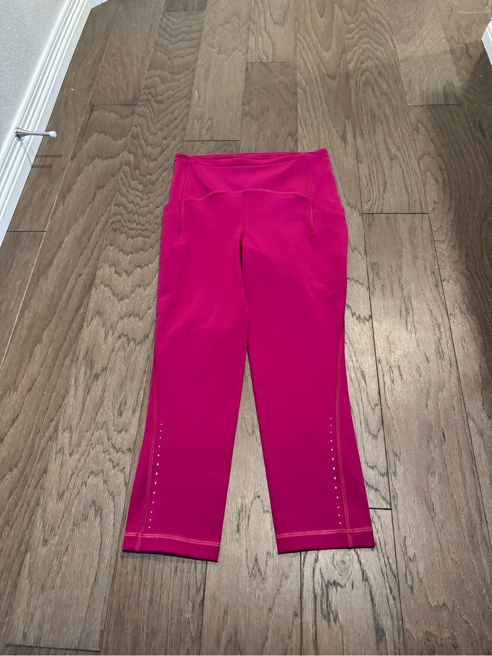 lululemon athletica Deep Fuchsia leggings